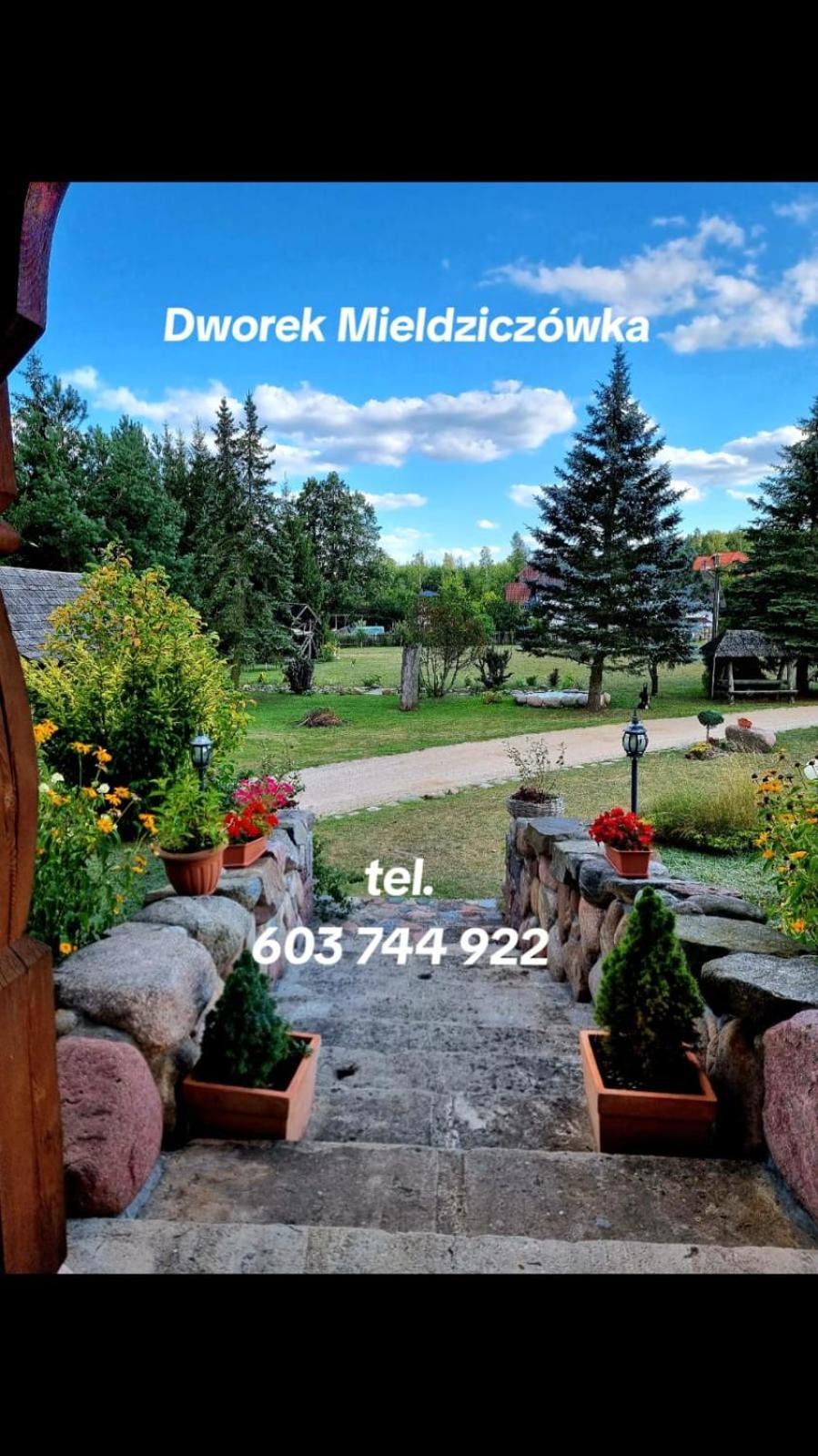 Dworek Mieldziczowka Supraśl Buitenkant foto